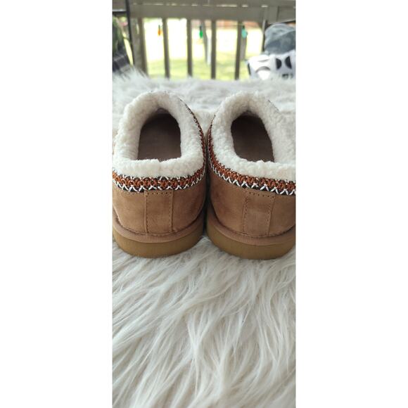 4030) Tommy Hilfiger Men's Tan Wisco2 Slipper Size US 9 - Picture 4 of 8